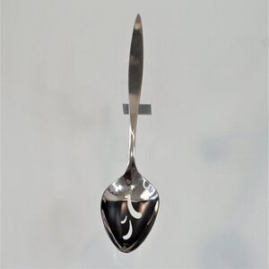 Vintage Oneidacraft Wintersong Pattern Deluxe Stainless Slotted Serving Spoon